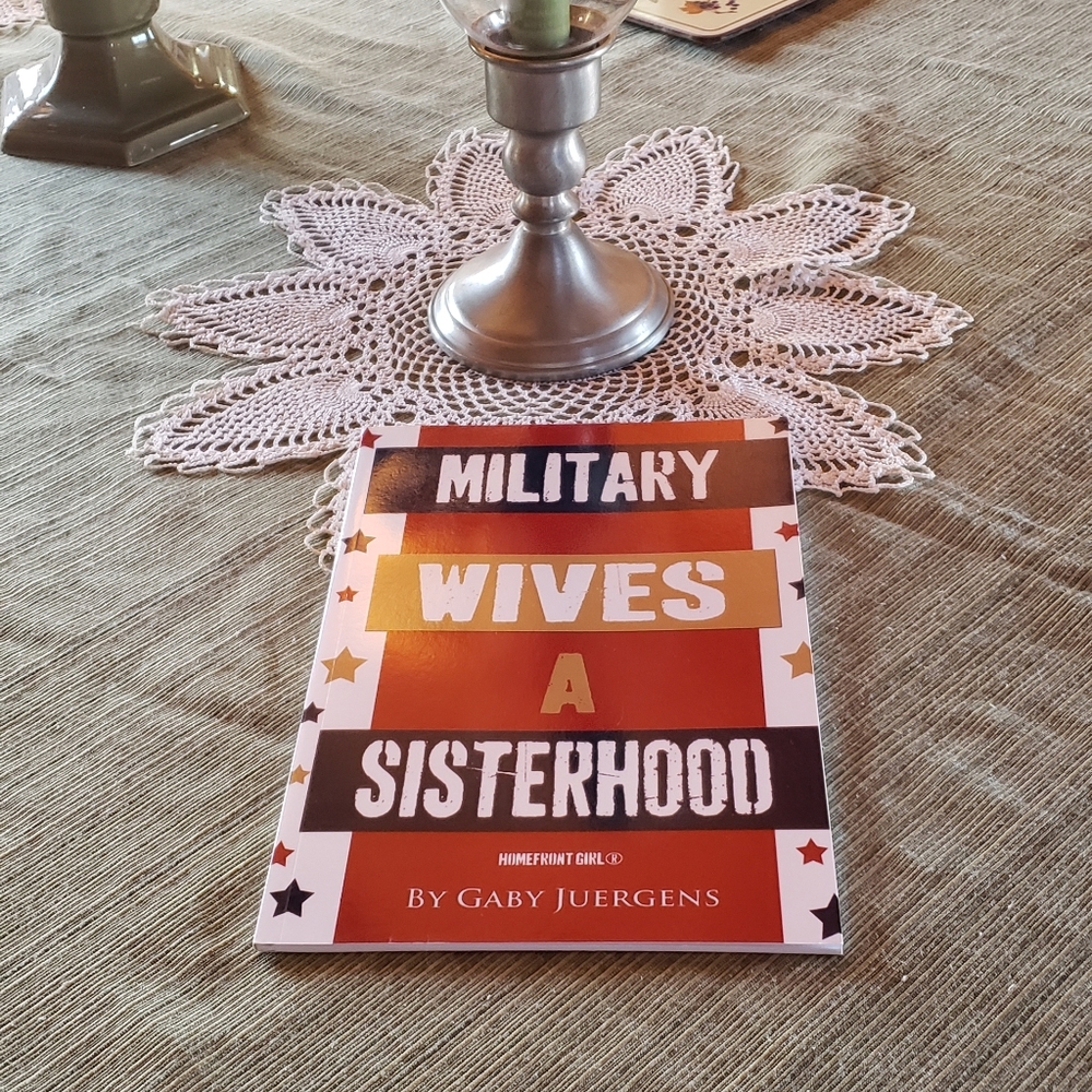 HOMEFRONT GIRL BOOK